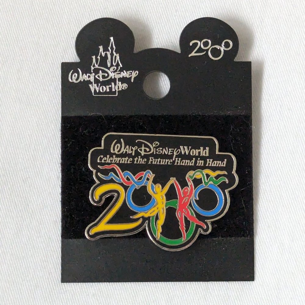 Vintage Walt Disney World 2000 Pin